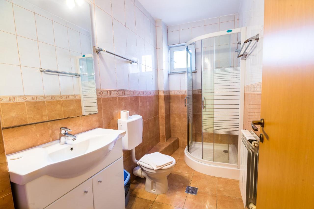 Hotel Atlantis Tulcea Exteriör bild